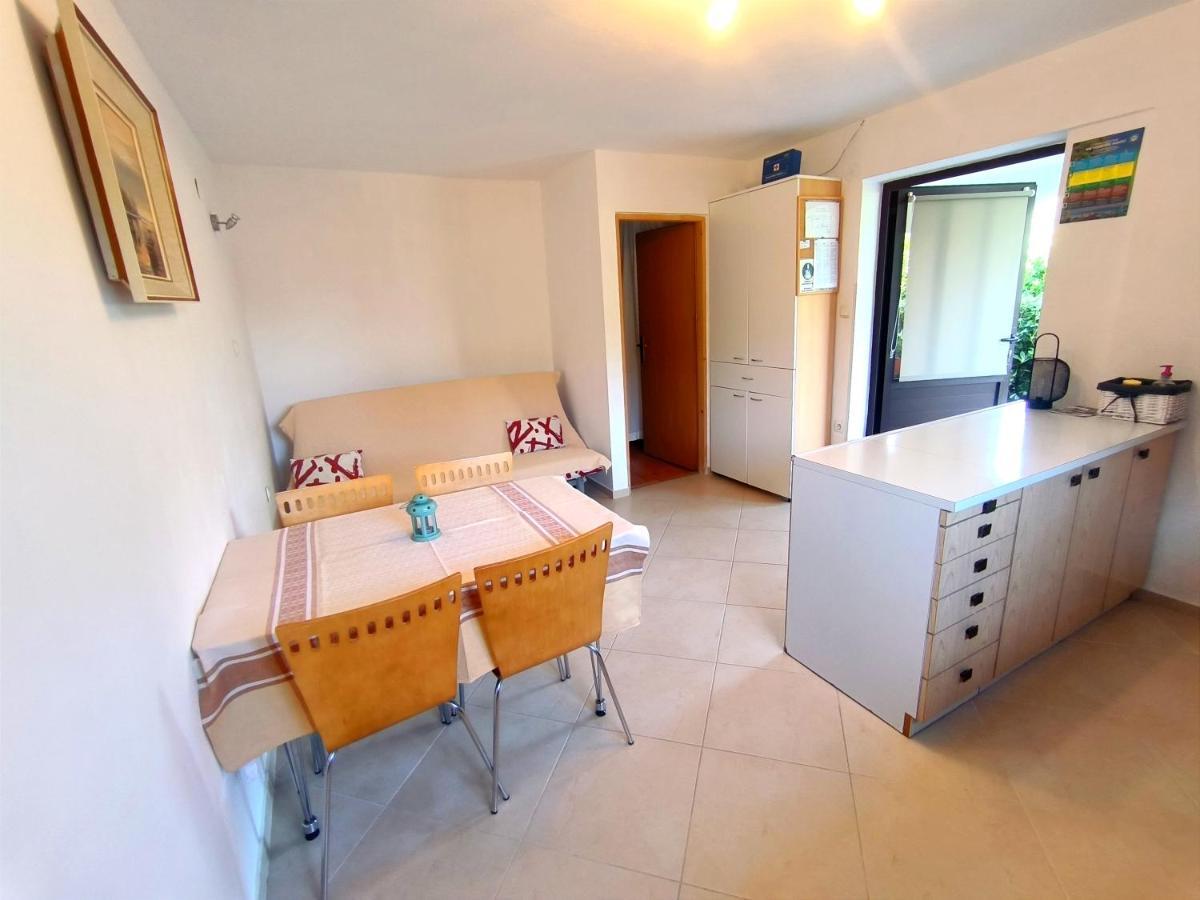 Apartment Dumicic 2 Mundanije Zewnętrze zdjęcie